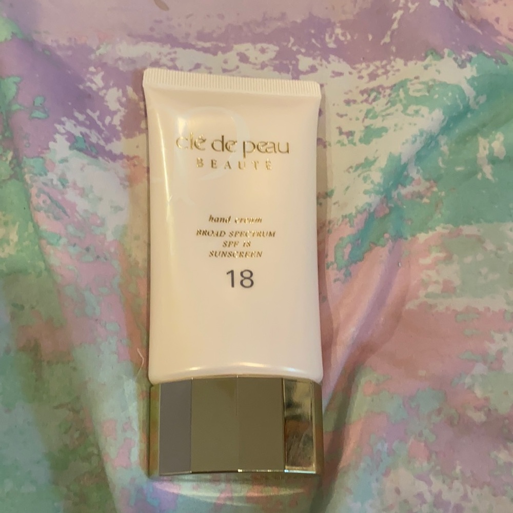 Cle de peau spf 18 hand cream unused
